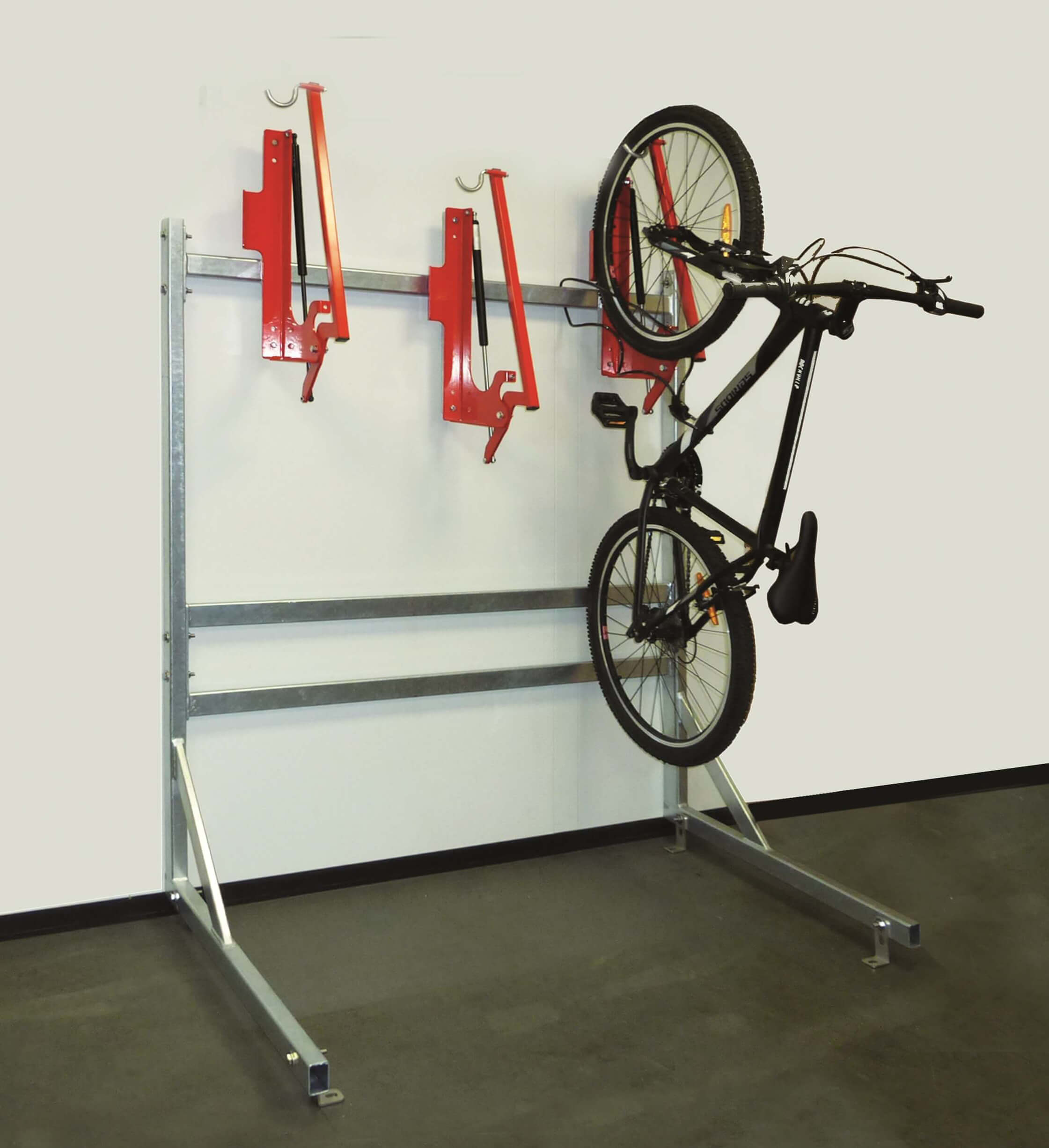 Montagegestell mit Fahrrad