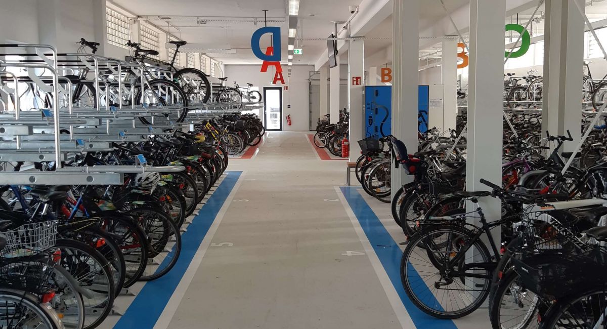 Fahrradparkhaus Tübingen