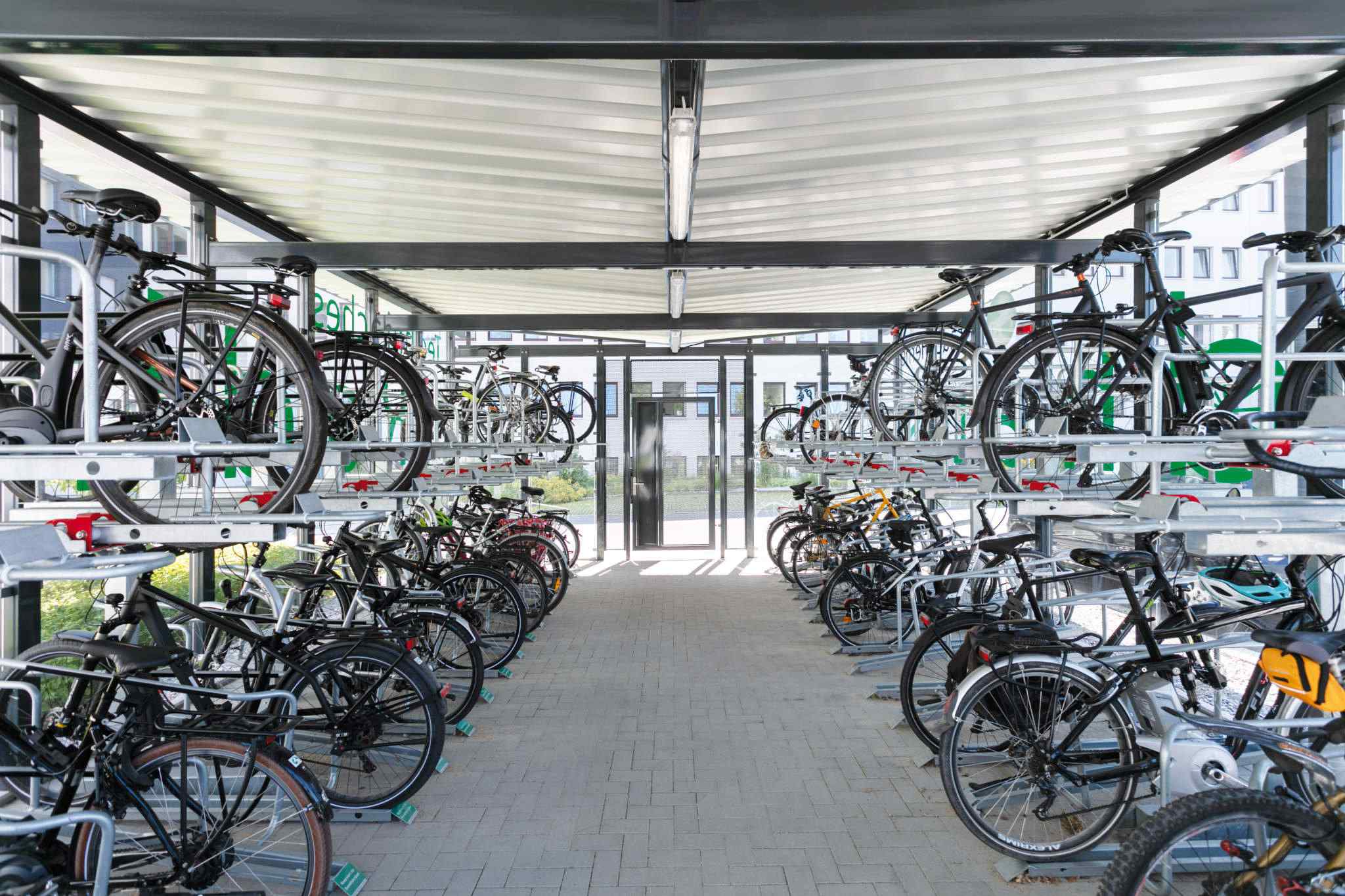 Fahrradüberdachung BIKE-HOSTEL Fahrradeinhausungen - BIKE-HOSTEL