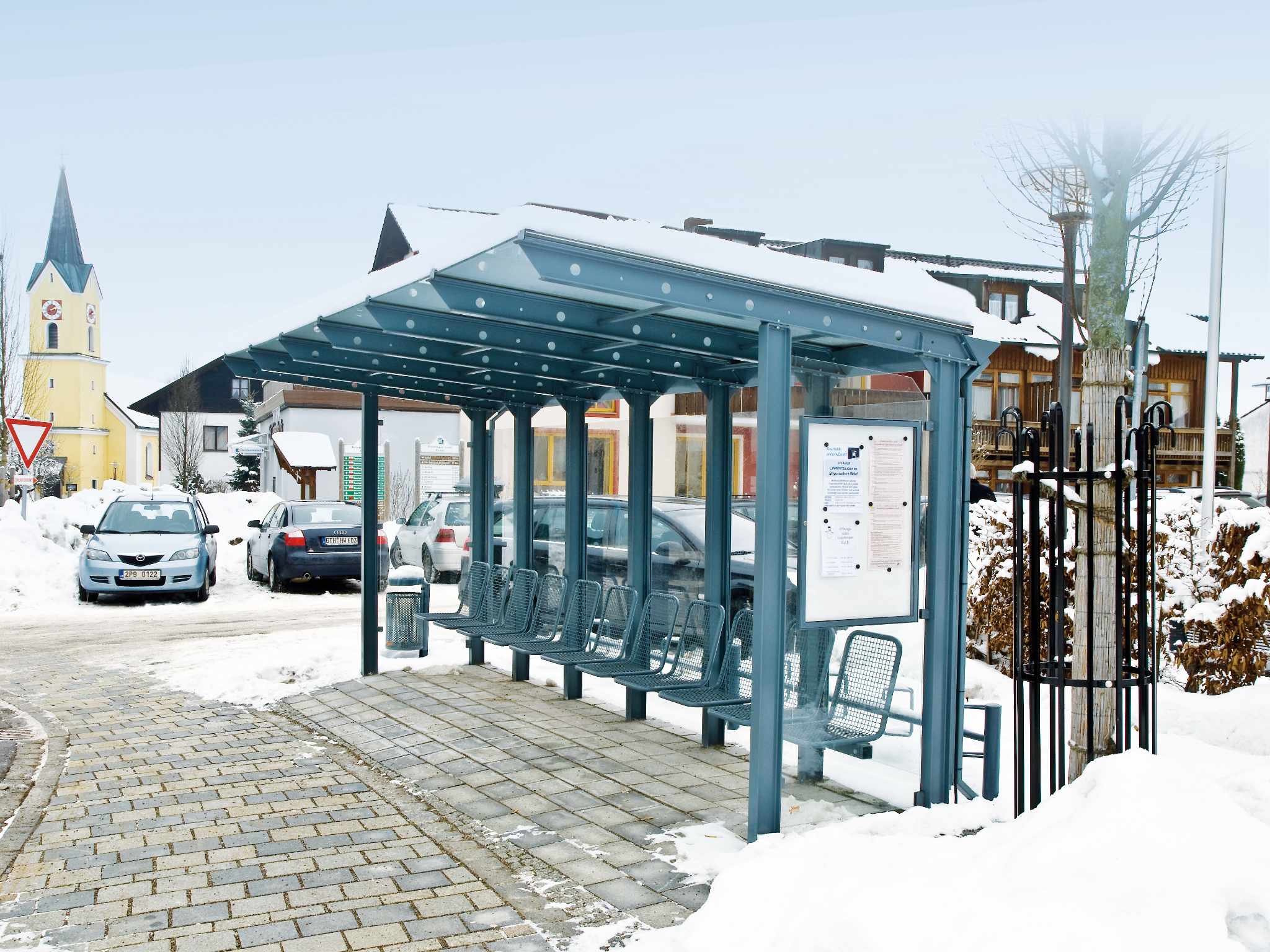 Fahrgastunterstände & Wartehallen - CONTURA