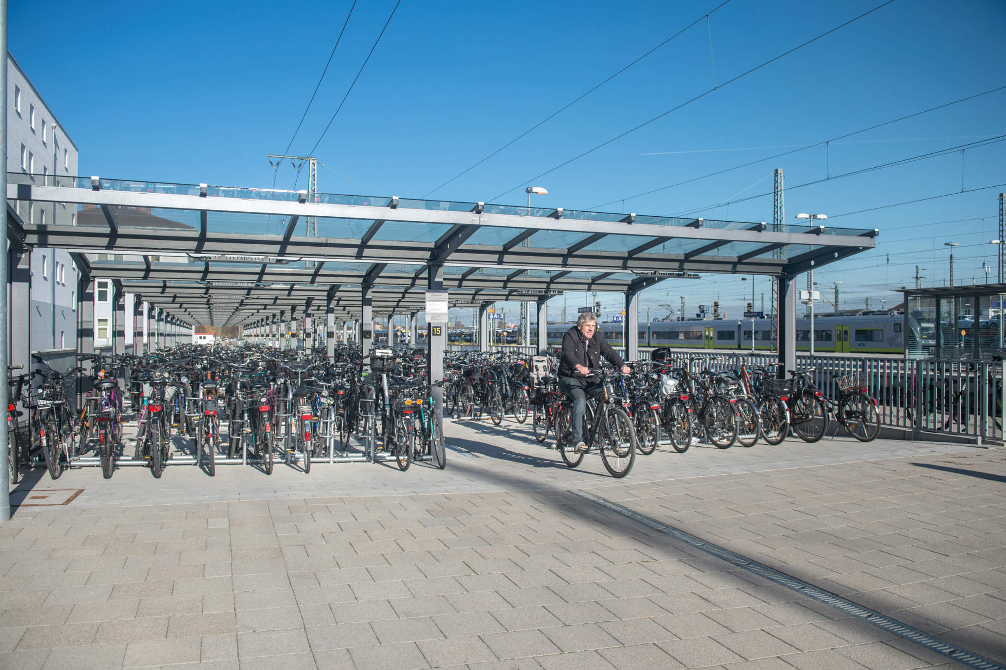 Fahrradüberdachung DOMINO Fahrradüberdachungen - DOMINO