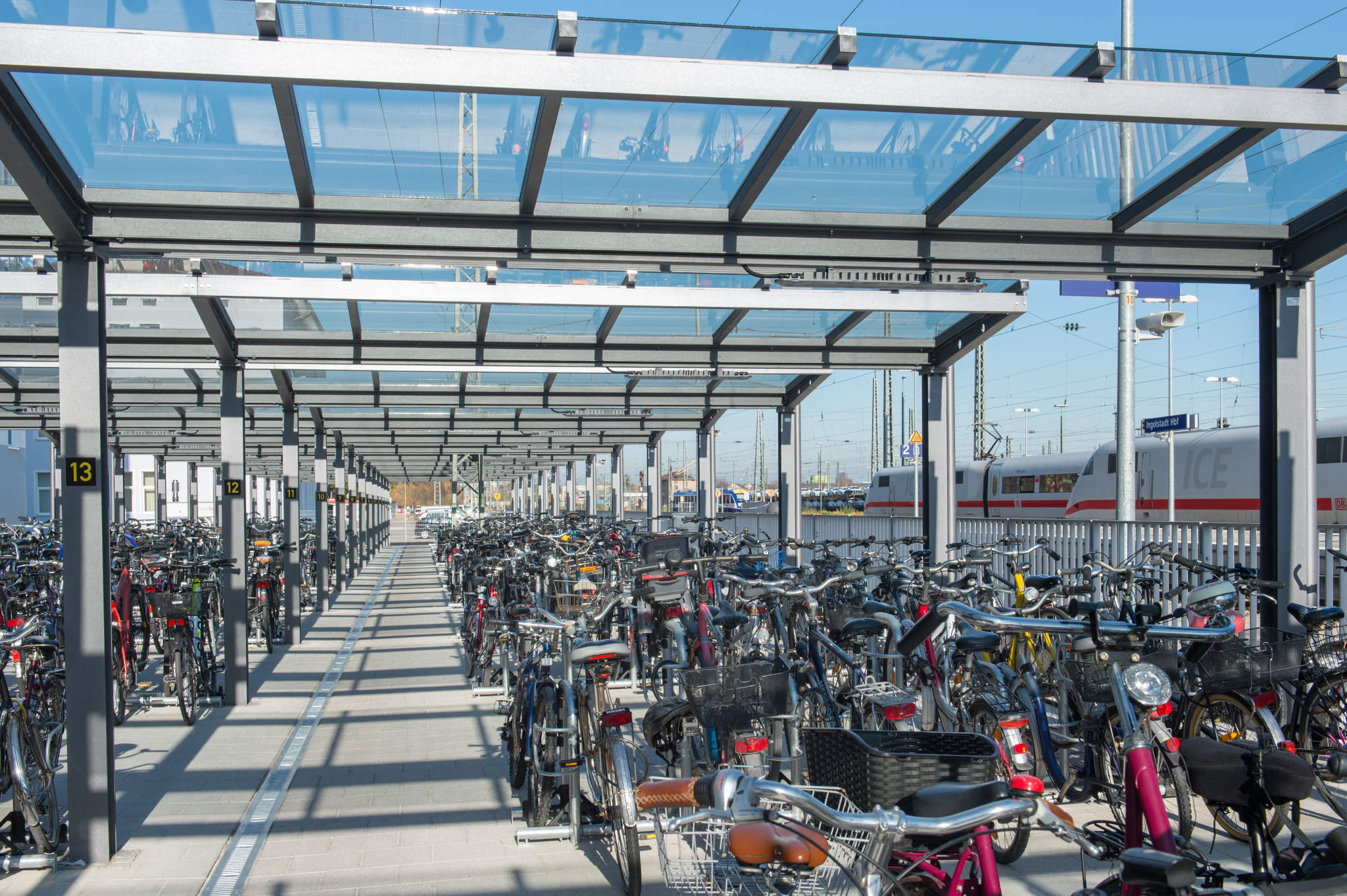 Fahrradüberdachung DOMINO Fahrradüberdachungen - DOMINO