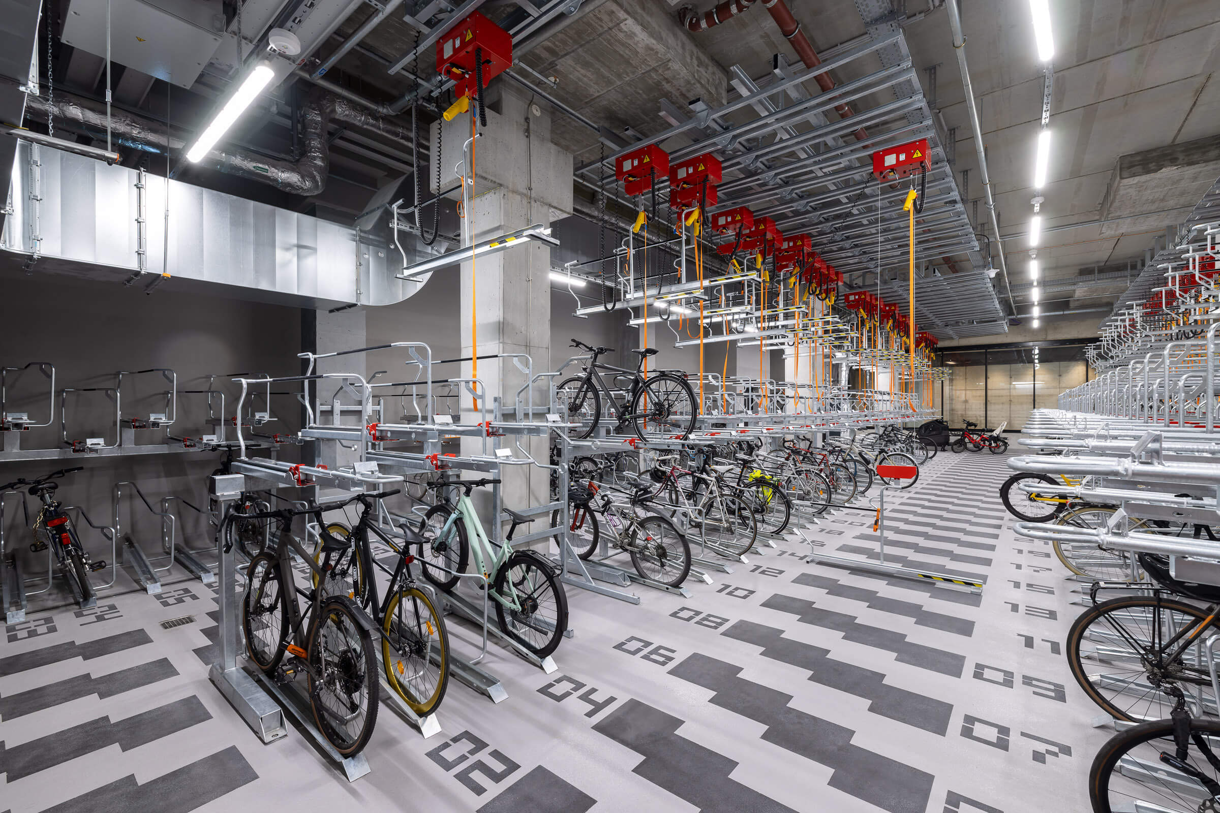 Fahrradparker DREIPLUS 3 Ebenen Parker - DREIPLUS