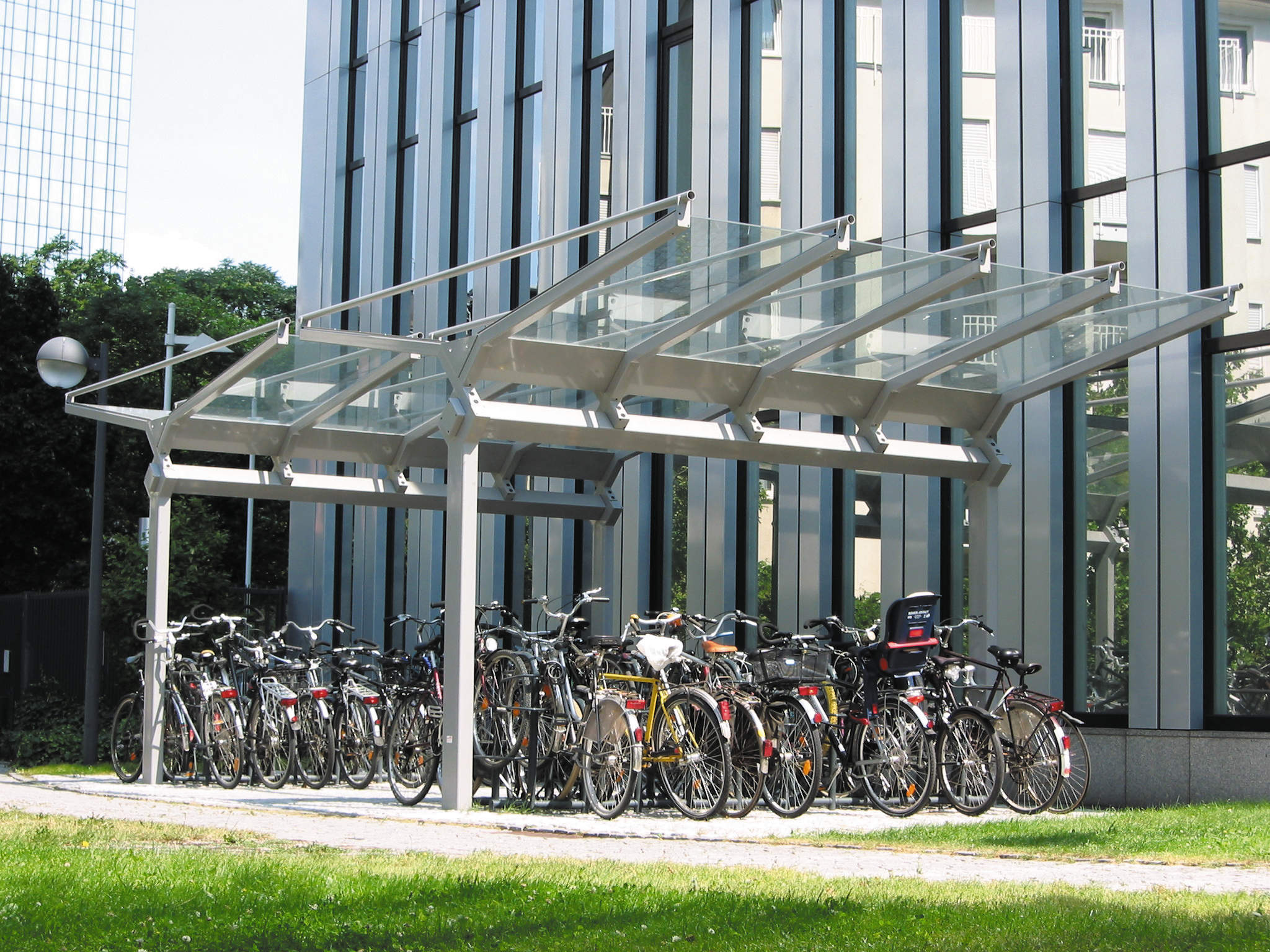 Fahrradüberdachungen - ELBA