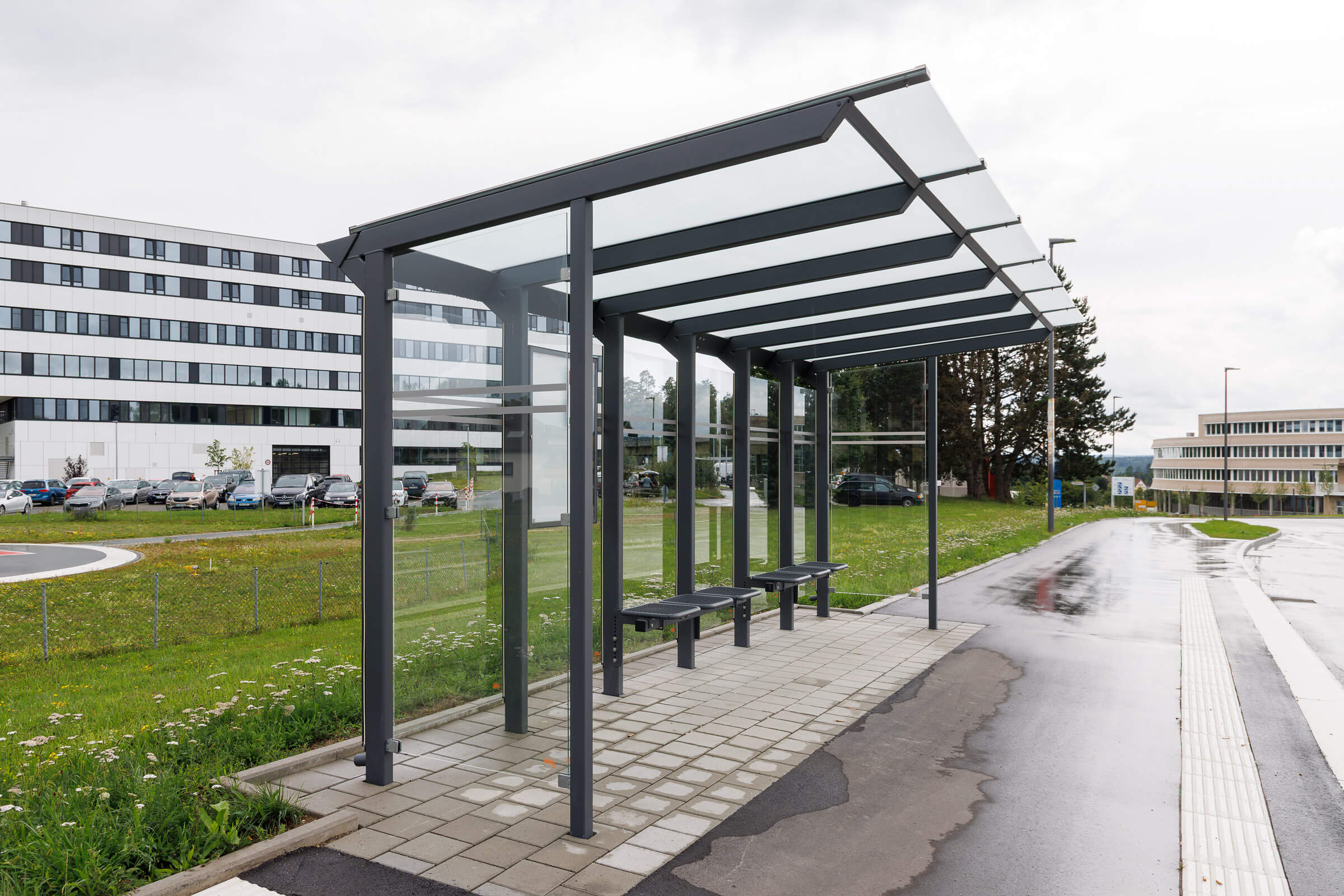 Fahrgastunterstände & Wartehallen - SEDURA