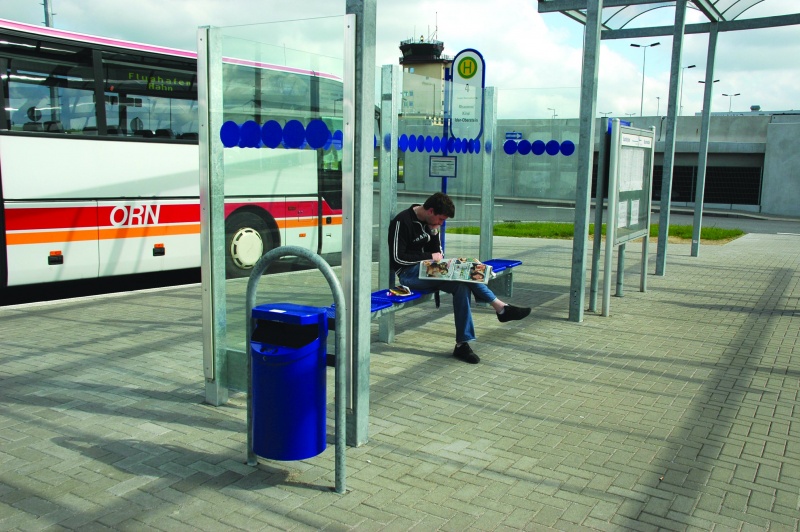 Fahrgastunterstände & Wartehallen - FAHRGASTZONEN