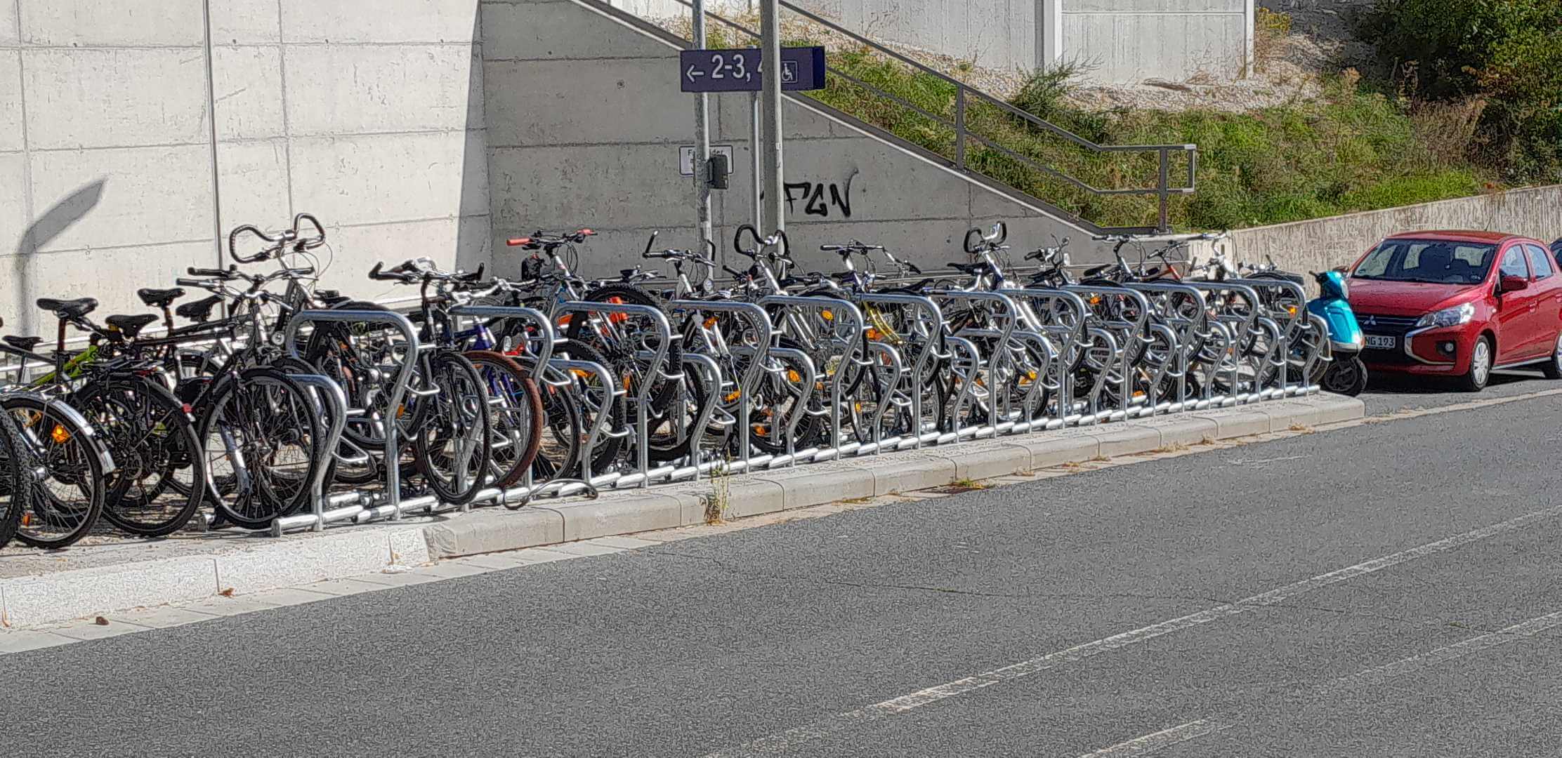 Fahrradständer BETA-abgetreppt BETA-Fahrradständer-Familie - BETA-abgetreppt