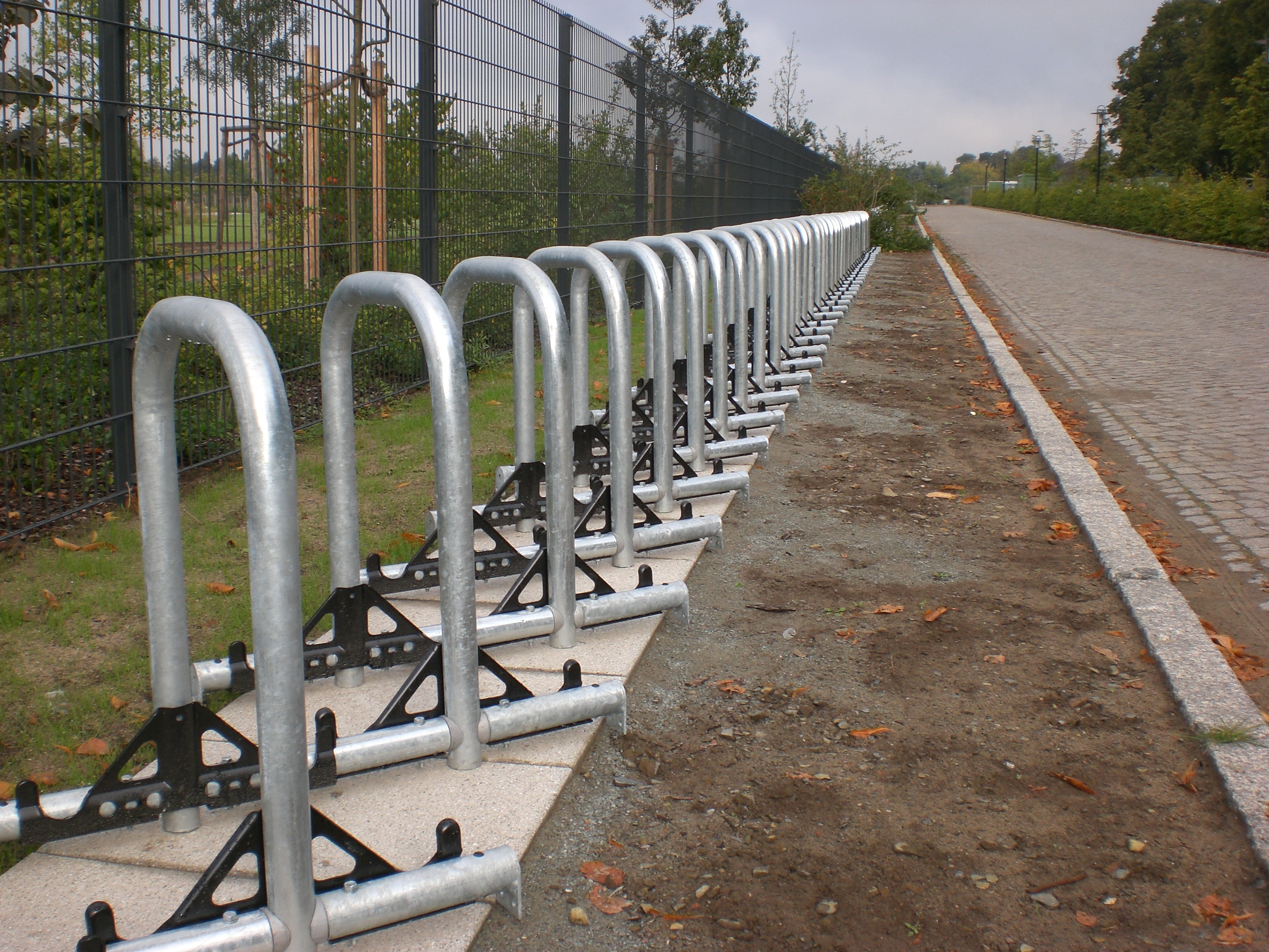 Fahrradparker Fahrradständer BETA-BASIS CLASSICO Anlehnbügel - BETA-BASIS CLASSICO