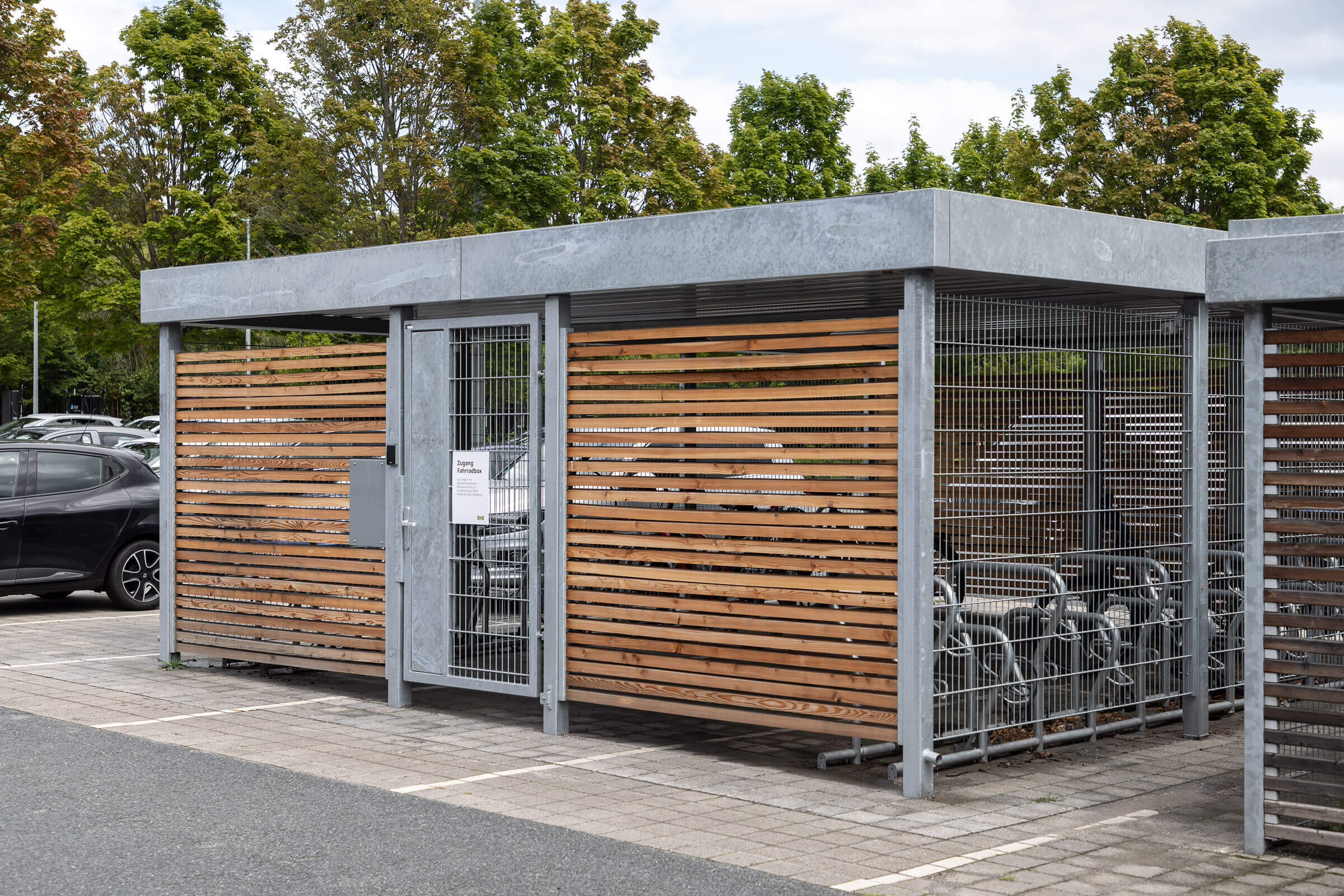 MULTIVARIA BIKE-HOSTEL Fahrradeinhausungen - MULTIVARIA BIKE-HOSTEL