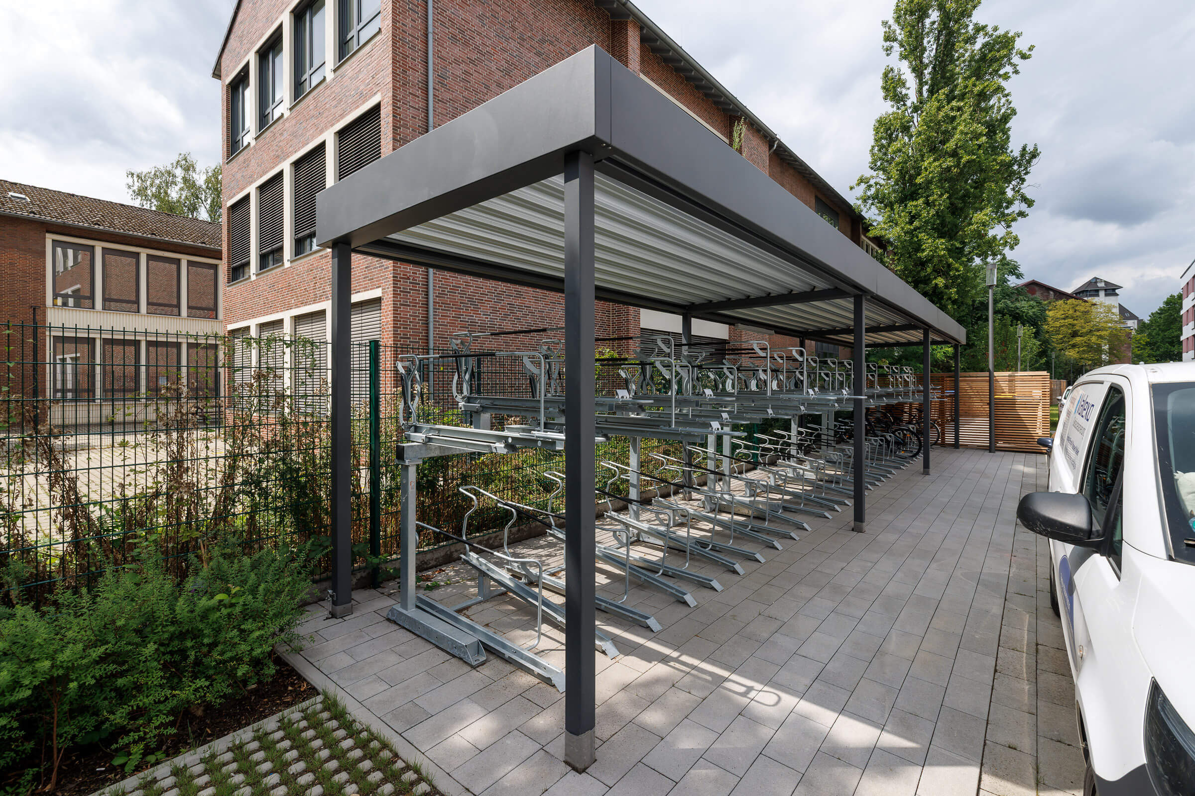 Fahrradunterstand MULTIVARIA mit Doppelstockparker Fahrradüberdachungen - MULTIVARIA
