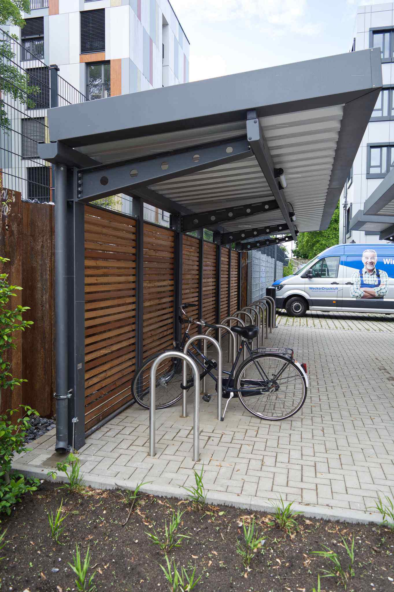 Fahrradüberdachungen - FLACH & GRÜN