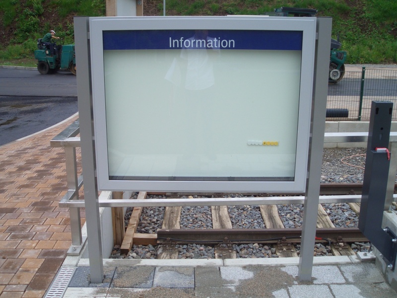 Vitrinen - INFOVITRINE 65