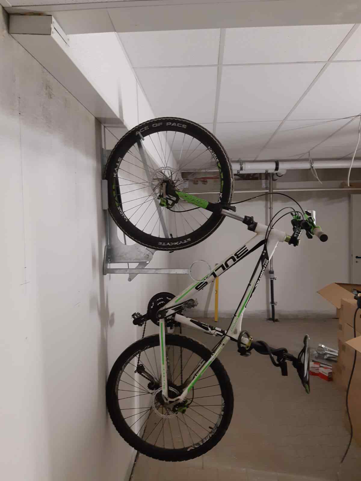 Fahrradständer LIFT Senkrechtparker - LIFT