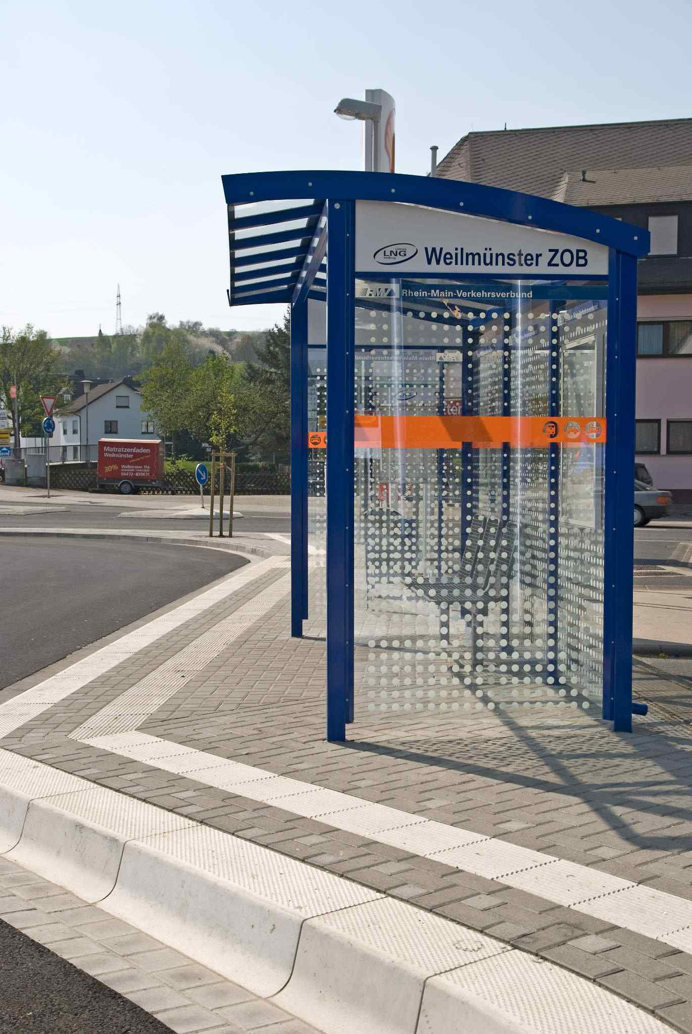 Fahrgastunterstände & Wartehallen - LOTUS