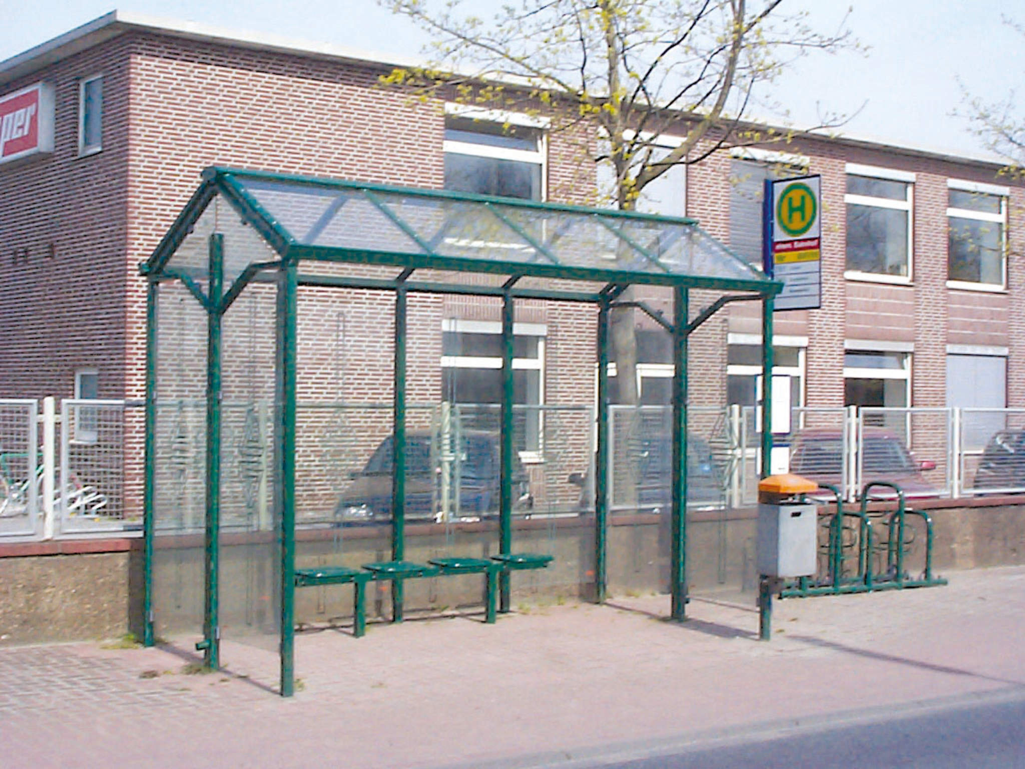 Fahrgastunterstände & Wartehallen - NOVA