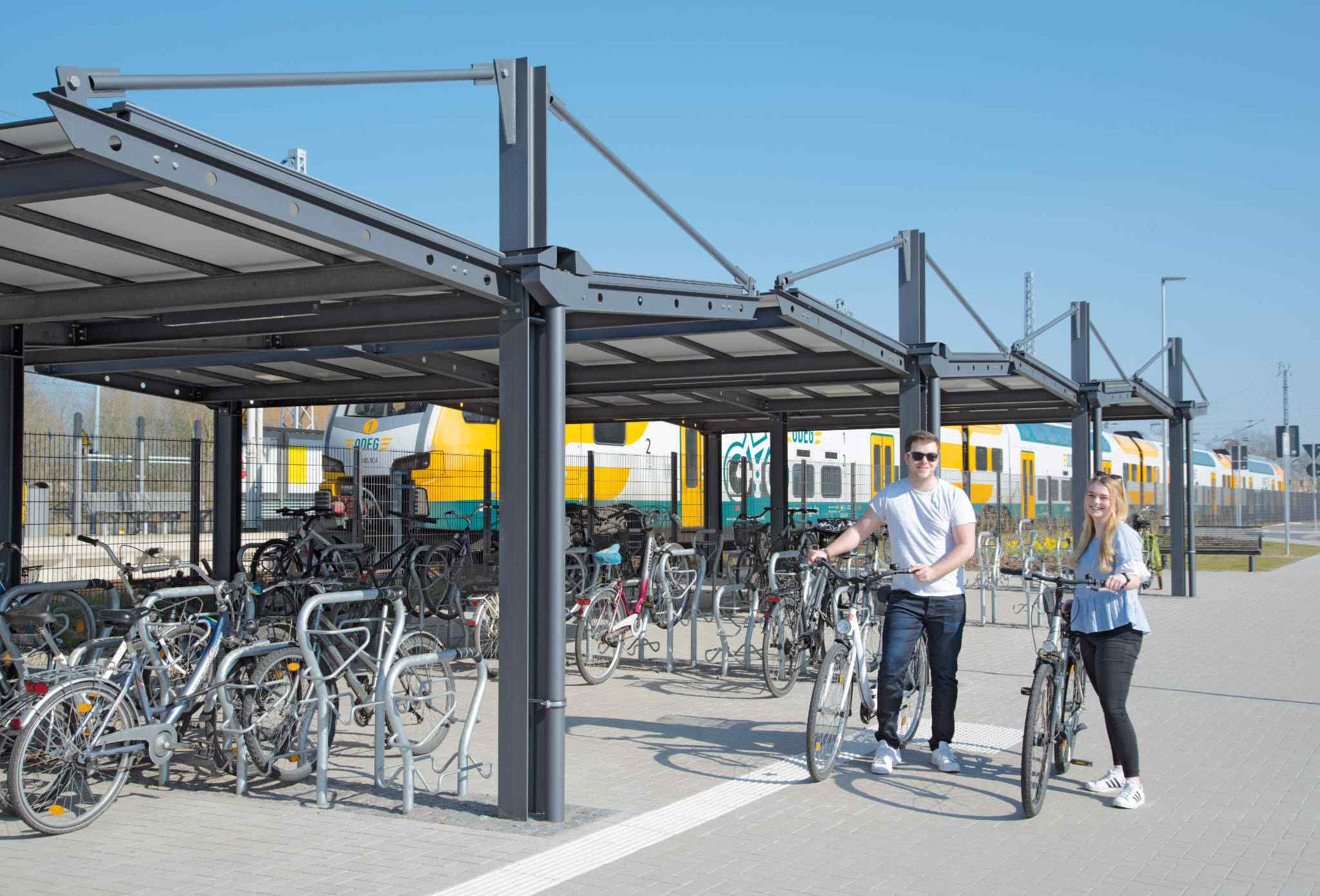 Fahrradüberdachungen - PYLON