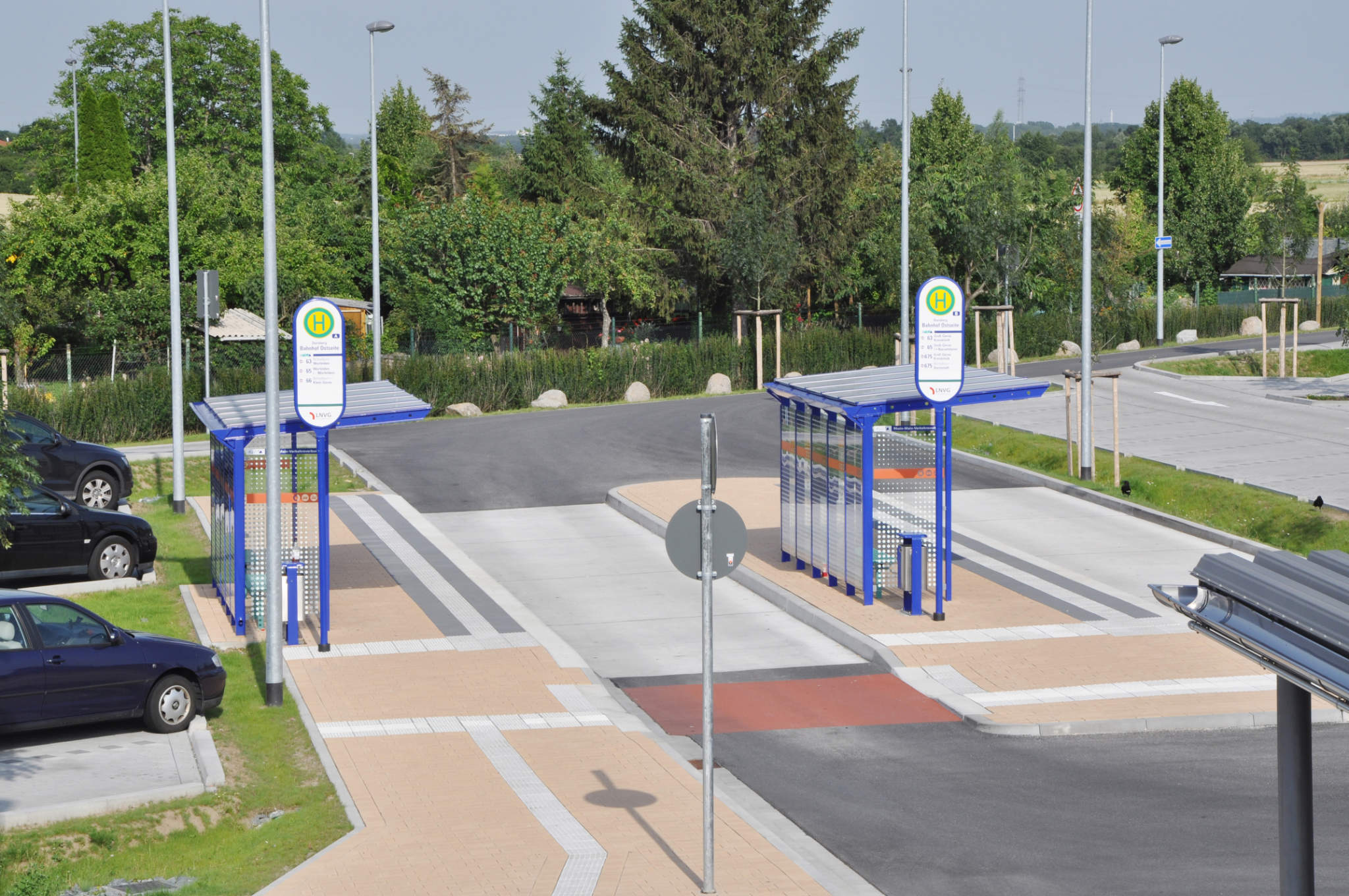 Fahrgastunterstände & Wartehallen - QUATTURA