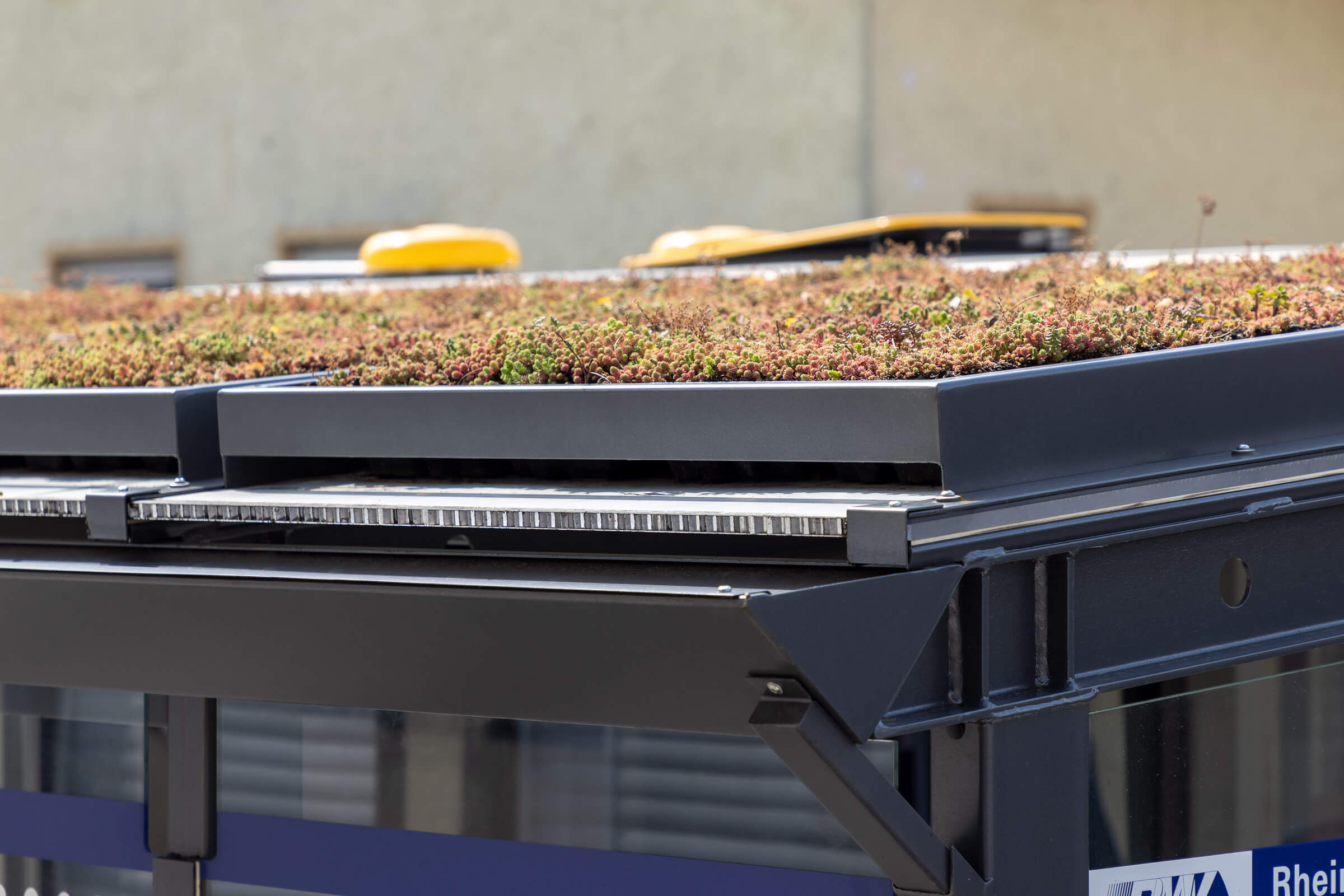 Fahrgastunterstände & Wartehallen - QUATTURA