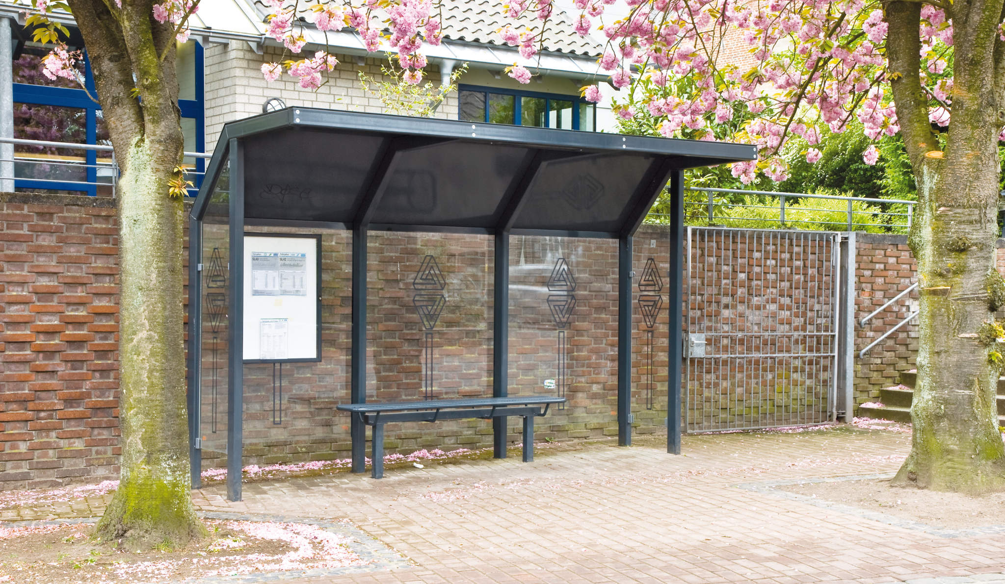 Fahrgastunterstände & Wartehallen - RATIO