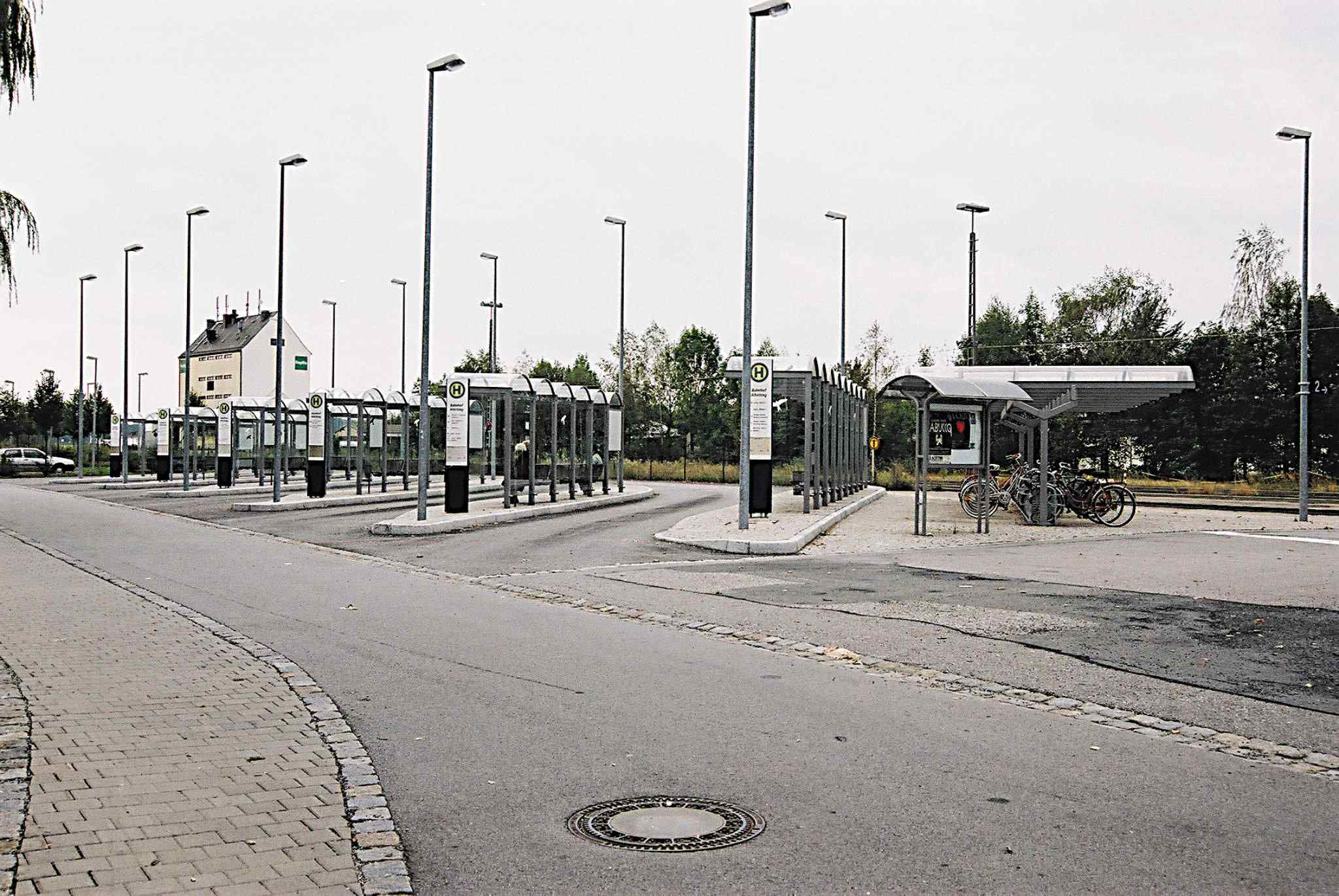 Fahrgastunterstände & Wartehallen - TG/FG