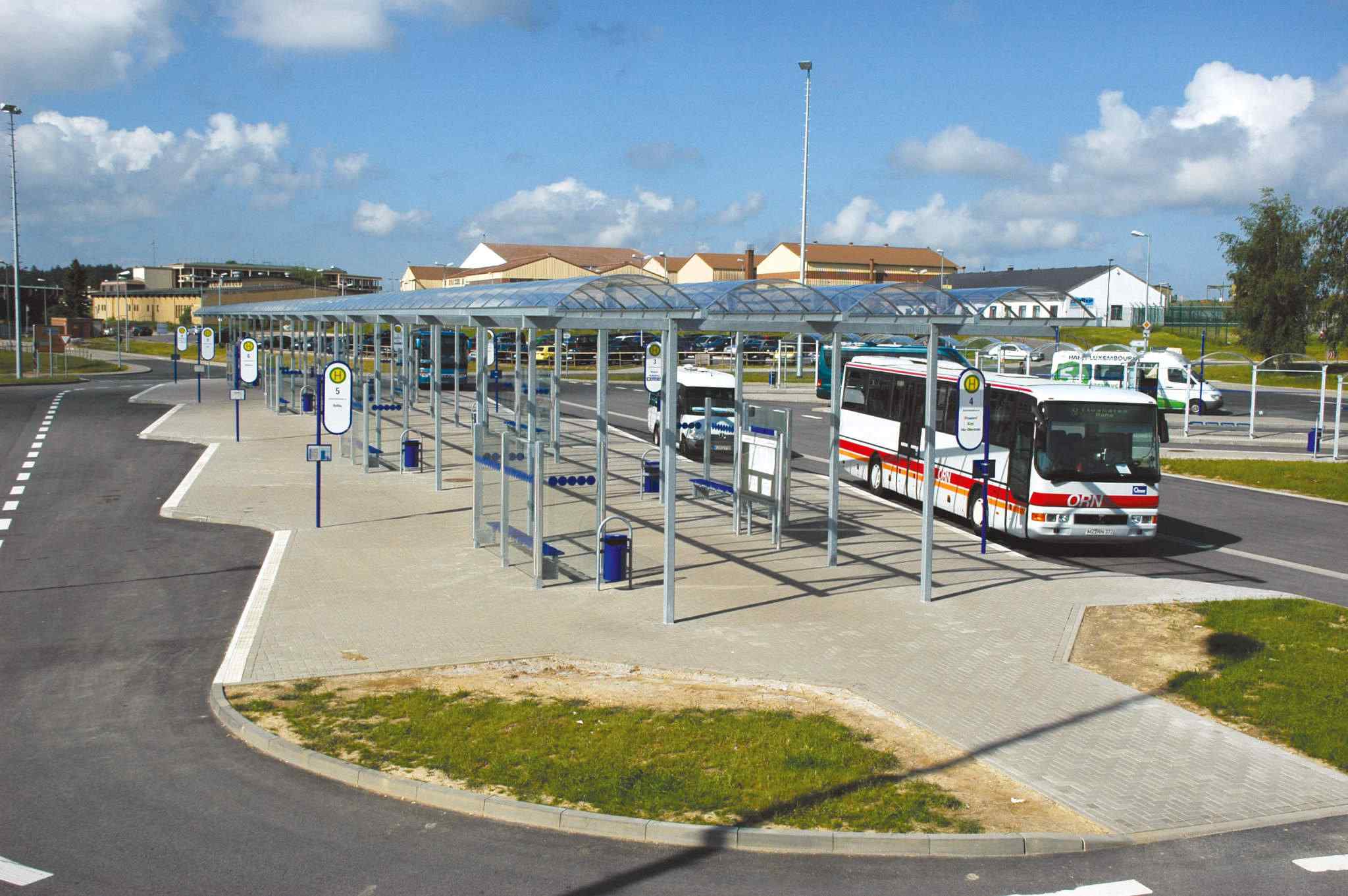 Fahrgastunterstände & Wartehallen - TG/FG