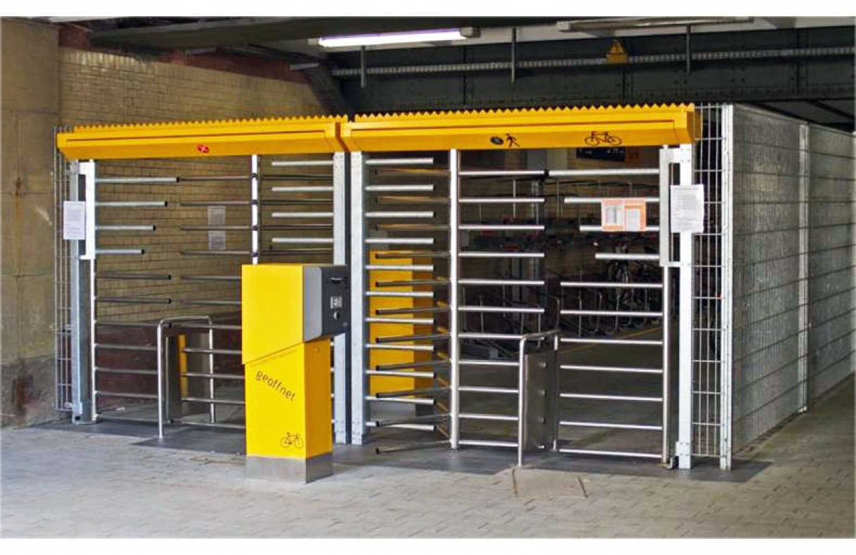 Einhausung ZUGANGSKONTROLLEN Fahrradeinhausungen - ZUGANGSKONTROLLEN