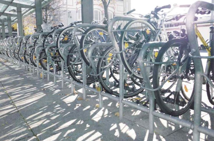 BETA-höhergelegt Fahrradanlehnbügel BETA-höhergelegt