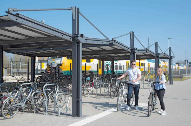  PYLON Fahrradüberdachung – Effiziente und bezahlbare Lösung mit einzigartiger Optik