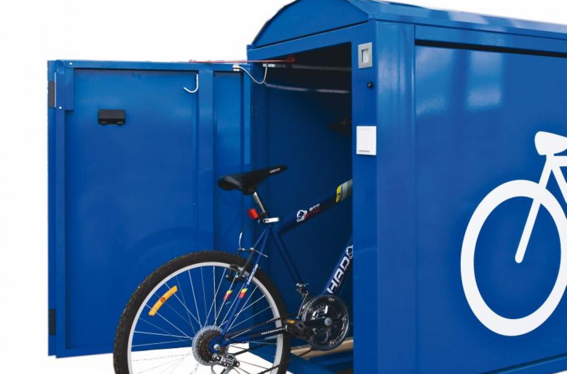 Fahrradbox ARETUS mit Energiesäule